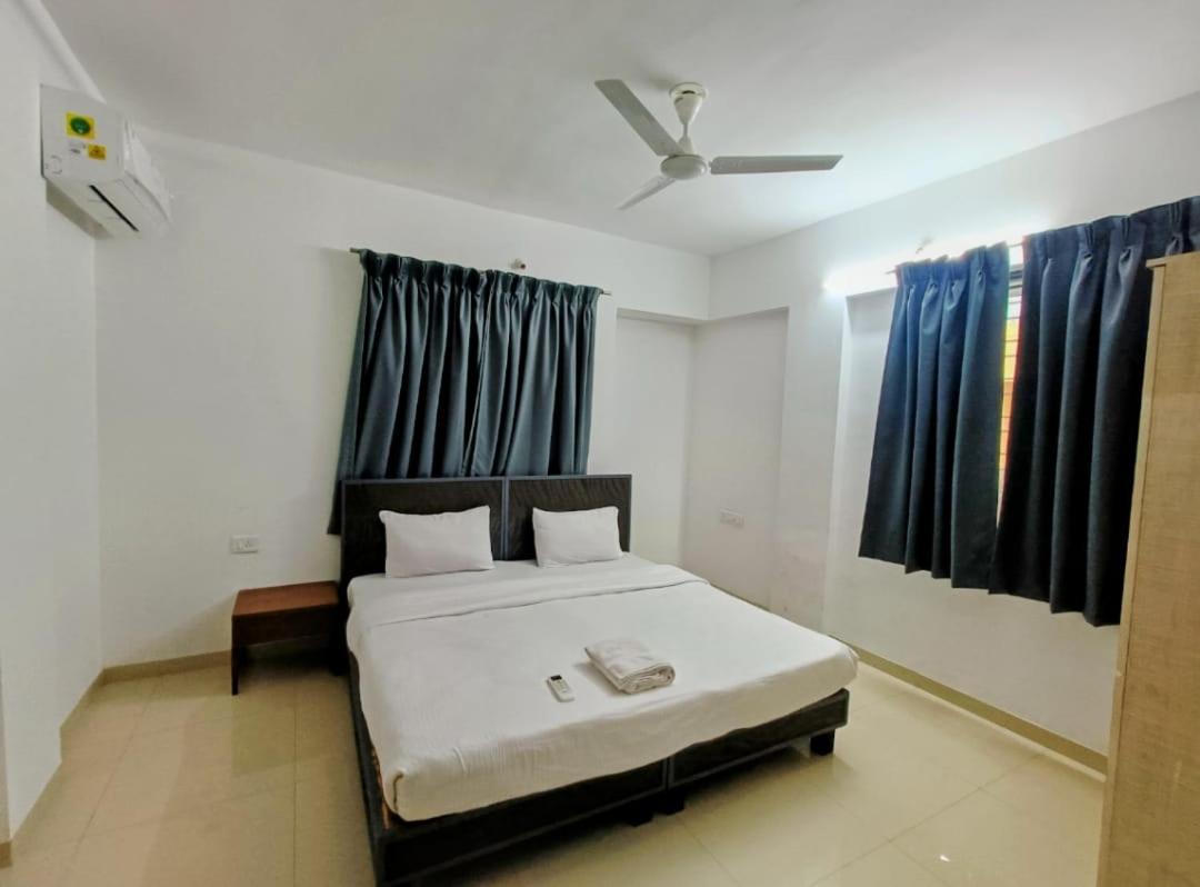 Ornate Service Apartments Pune Luaran gambar