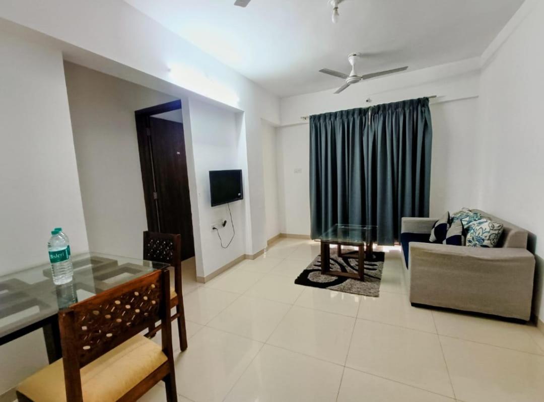 Ornate Service Apartments Pune Luaran gambar